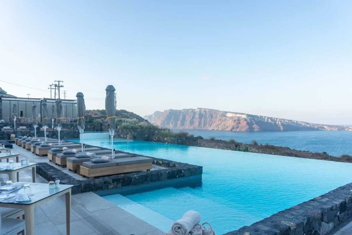 Luxury Hotel Santorini Swimming Pool