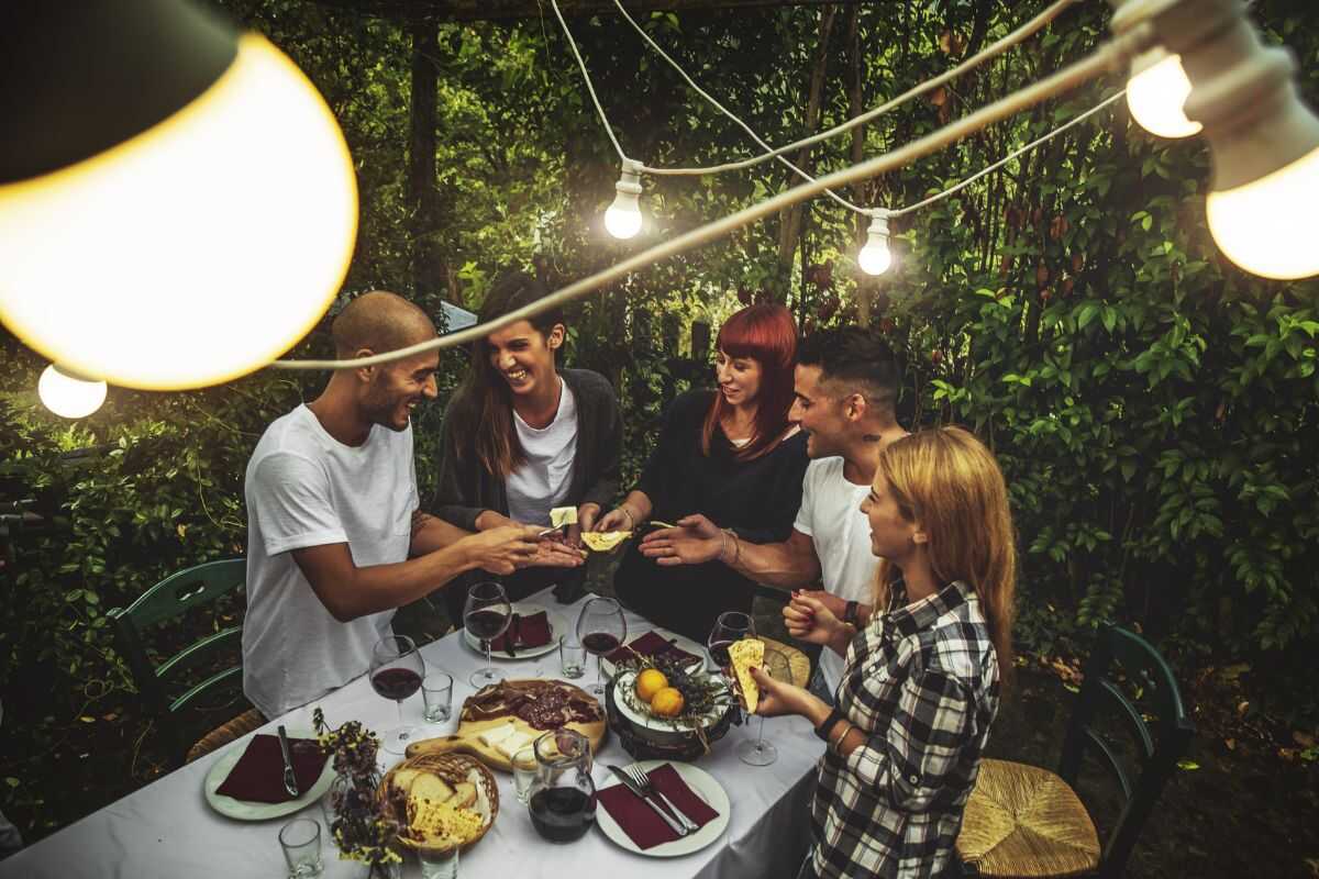Milan Travel Guide 21 Things to Do in Milan Aperitivo