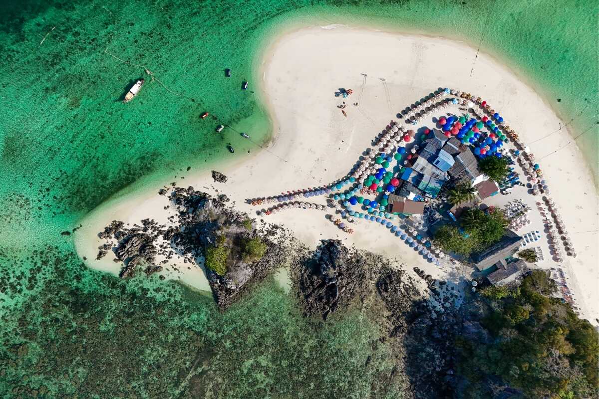 Half-Day Kai Island Boat Trip