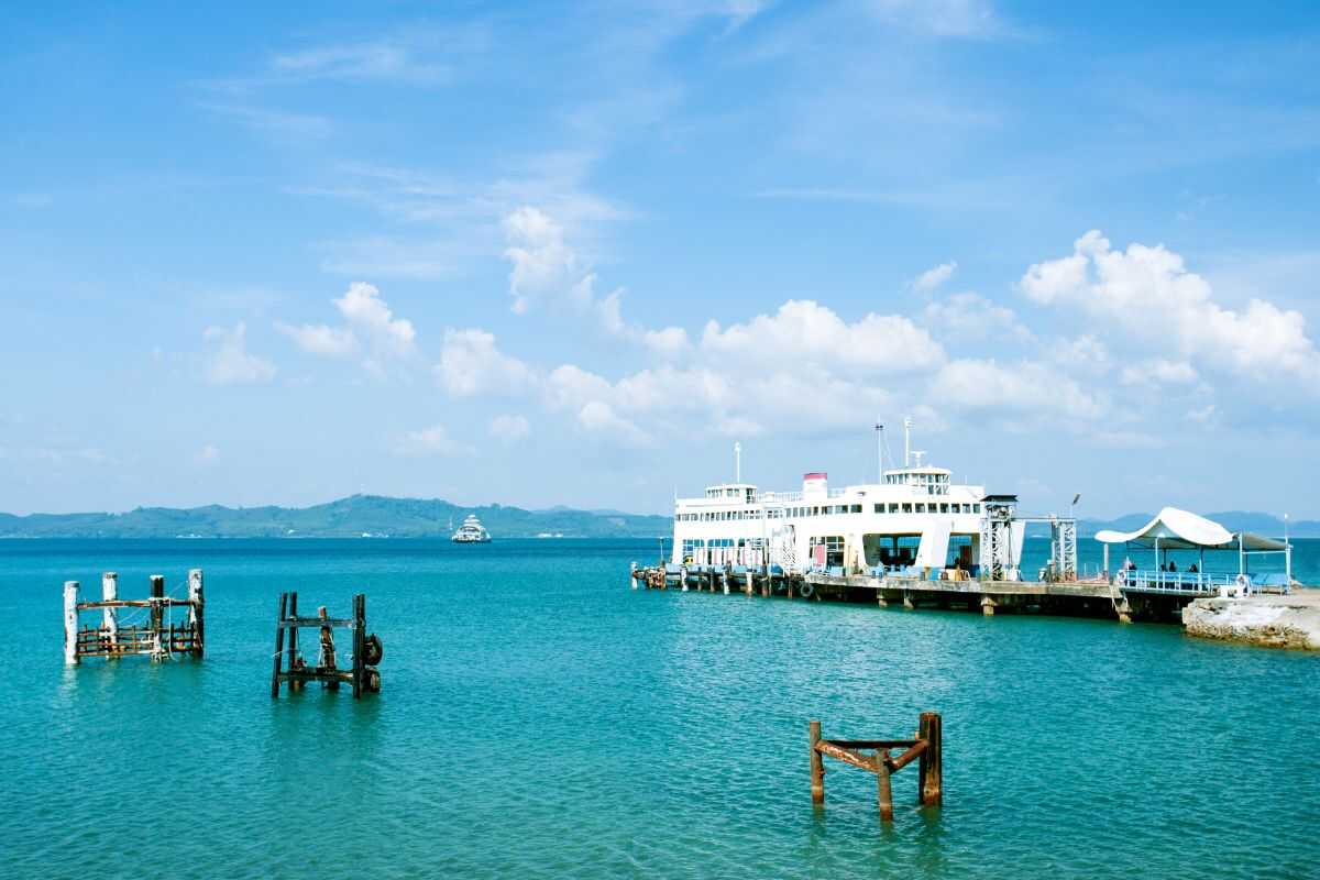Waiting for Ferry Phuket Koh Yao Yai