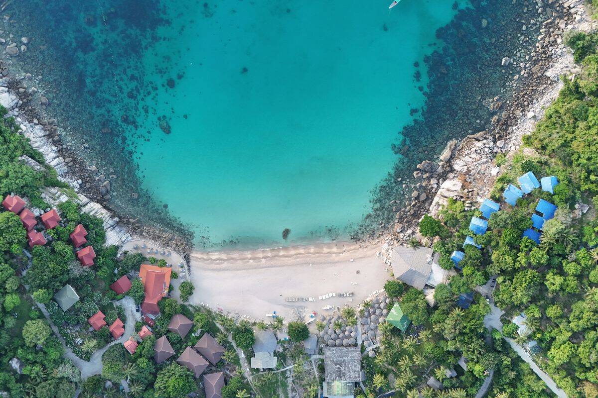 Ao Leuk Beach From Above / Best beaches Koh Tao